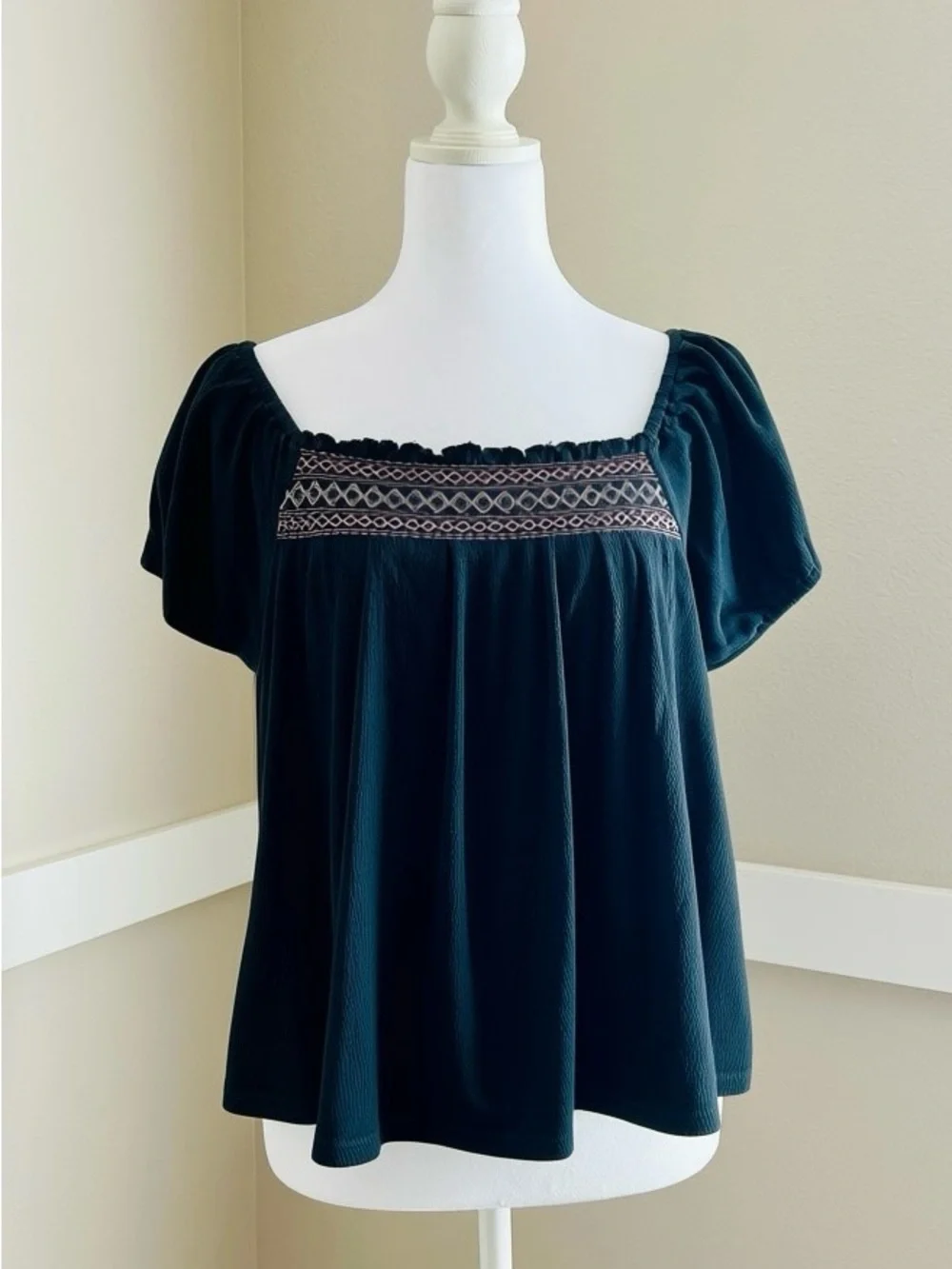 Madewell Black Square-Neck Embroidered Puff Sleeve Blouse/Med